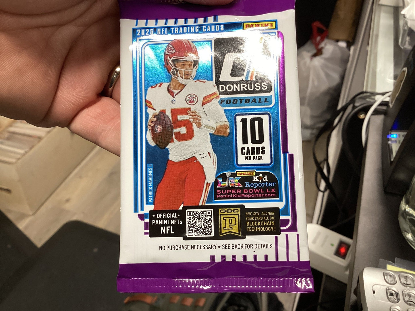 - Donruss panini 2025 Hobby 10 card pack - Fan - Tastic Cards & Comics - Fan - Tastic Cards & Comics