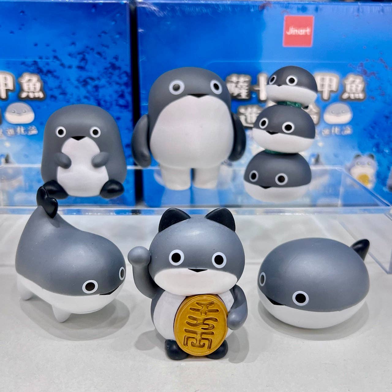 Toys and Models - Whale Blind Box - Fan - Tastic Cards & Comics - BCmini