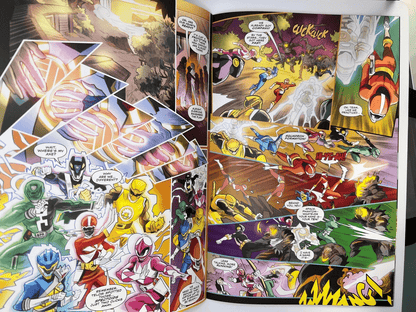 Comics - Power Rangers Universe 3 2022 Variant 1:50 Goni Montes - Fan - Tastic Cards & Comics - Boom! Studios