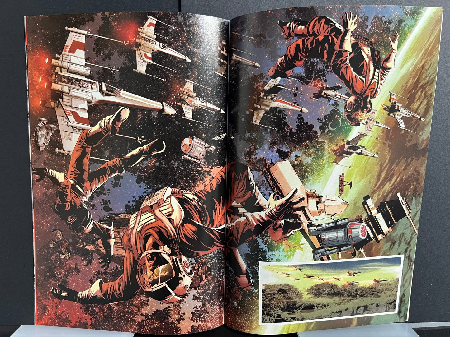 Comics - Star Wars: Vader Down 1 (2015) [GameStop PowerUp Exclusive Francesco Francavilla Variant] - Fan - Tastic Cards & Comics - Marvel Comics