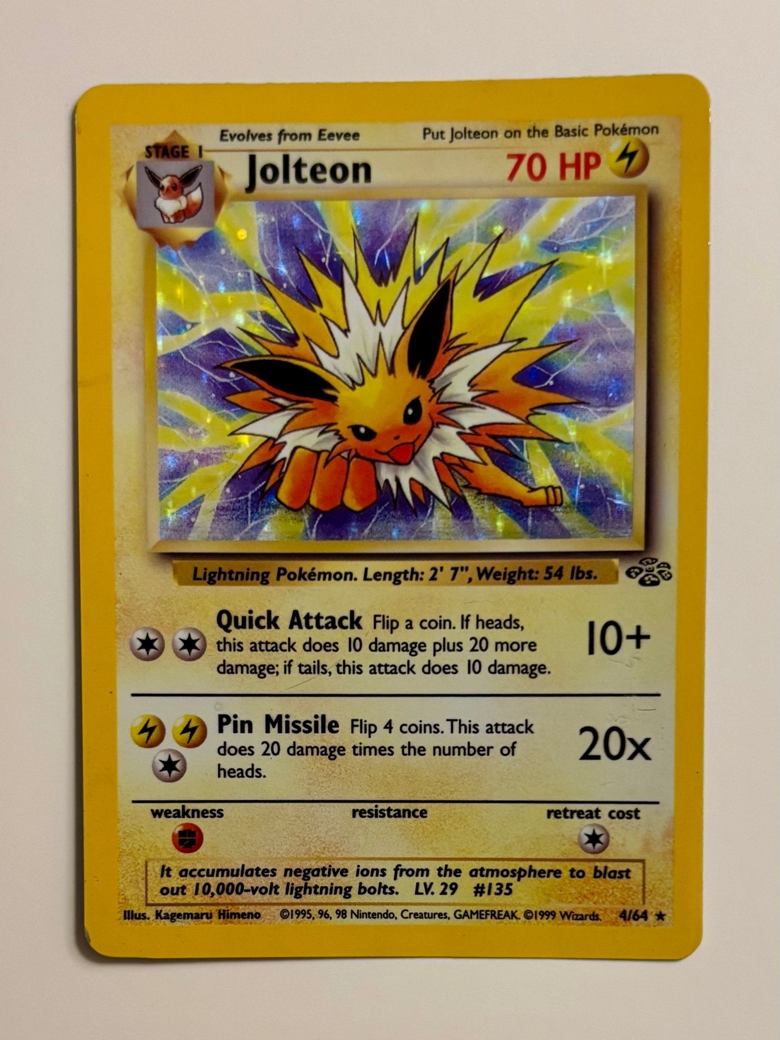 Gaming Cards - Jolteon - 1999 Pokemon Jungle Holo Unlimited Rare - 4 - Fan - Tastic Cards & Comics - The Pokémon Company International