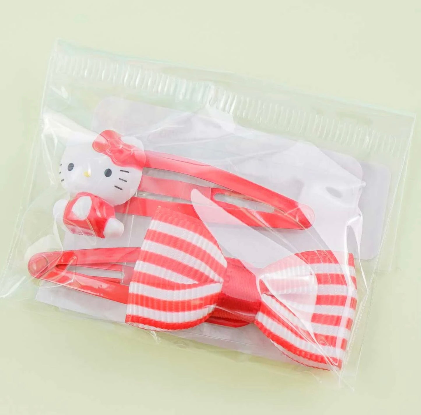 Hello Kitty & Red Ribbon Hair Clip Set